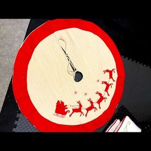 Christmas Tree Skirt, Rustic Tree Mat with double layers